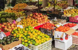 深夜十元摊 西安街头的烟火气与新鲜甜